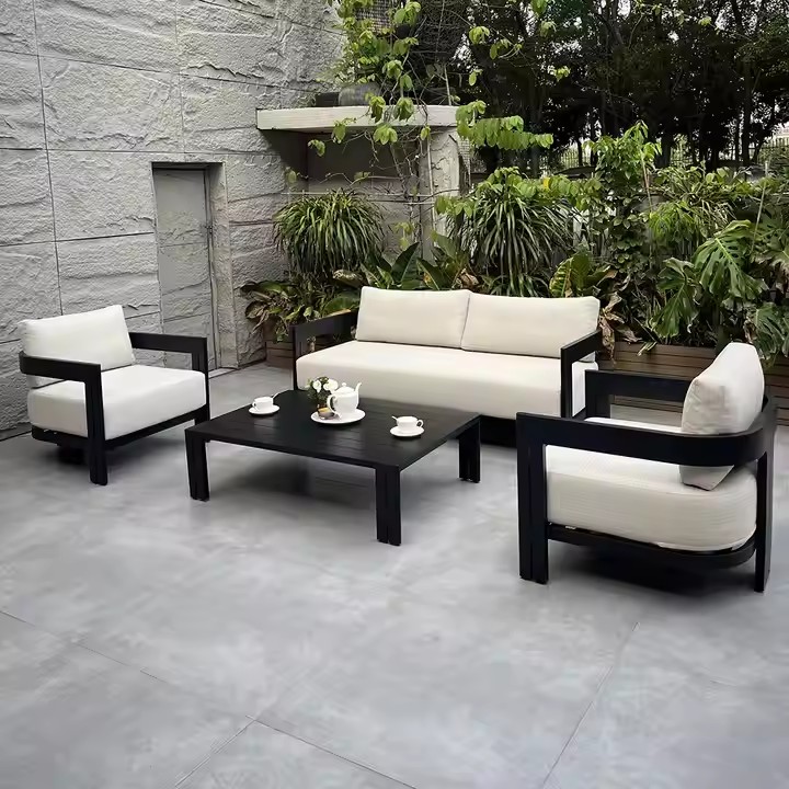 In Stock Designer Aluminum Outdoor Furniture Modern Garden Metal Outdoor Sofa Set Patio Lounge Chair